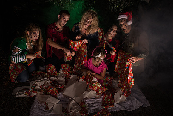 Zombie_Christmas-2727